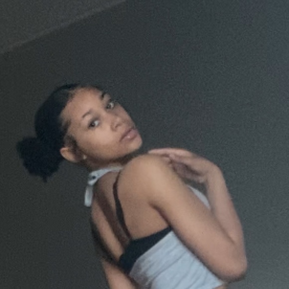 Meet your Posher, Prosperity - Picture 1 of 4